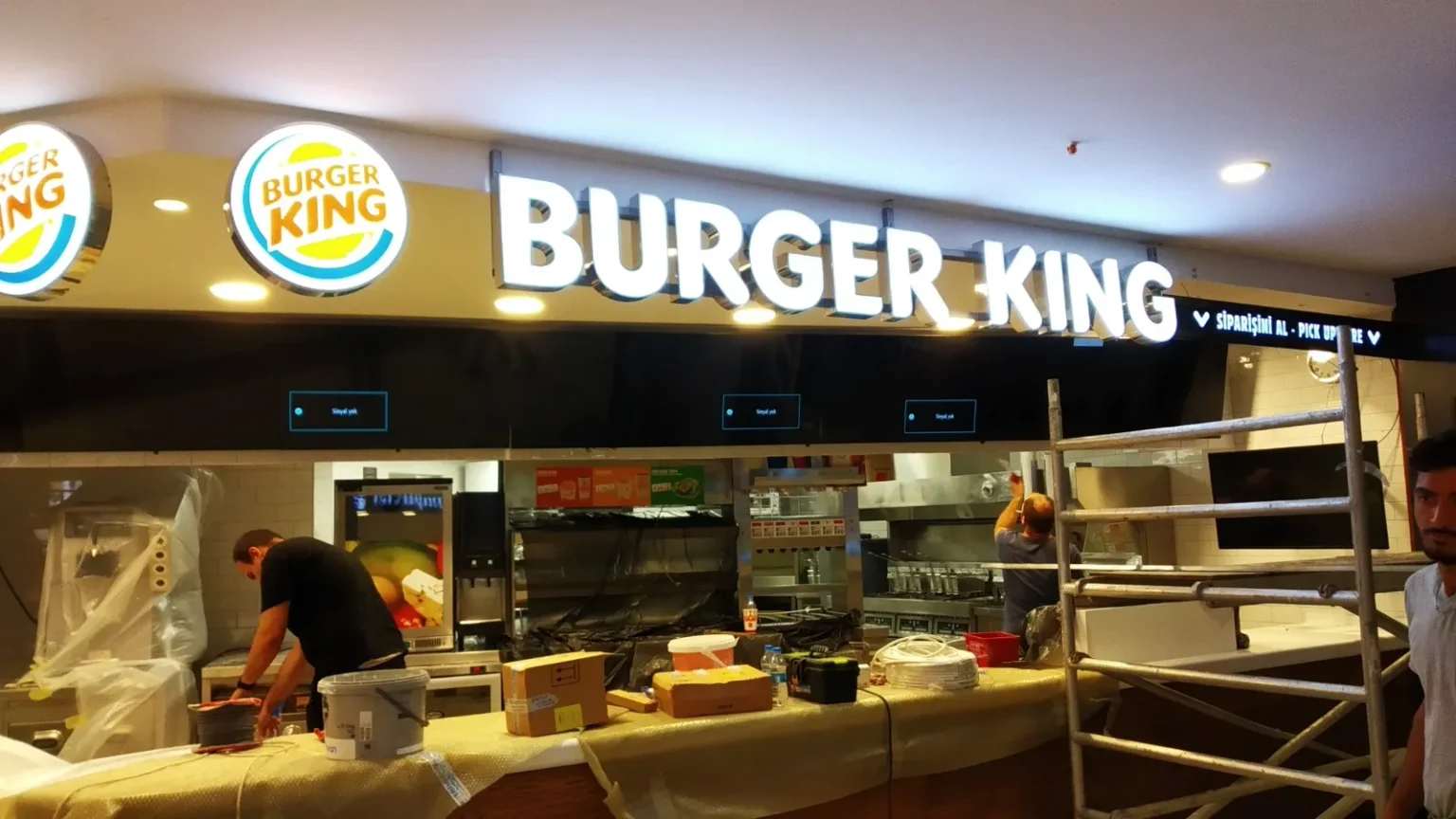 Krom Kutu Harf Tabela